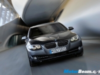 thumbs 2011 BMW 5 Series (17) photo